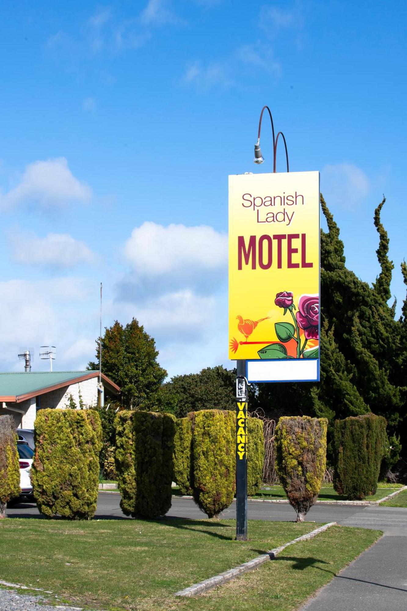 נאפייר Spanish Lady Motel מראה חיצוני תמונה