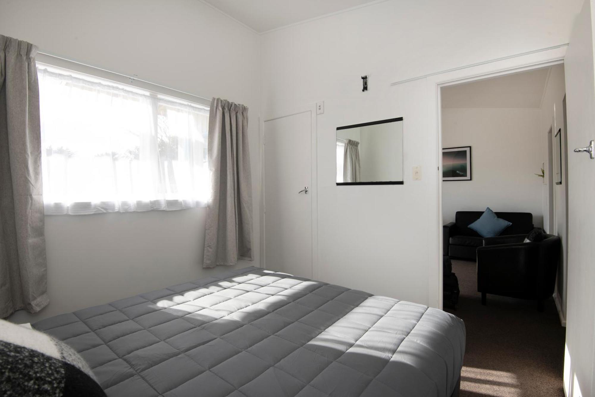 נאפייר Spanish Lady Motel מראה חיצוני תמונה